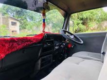 https://riyasewana.com/uploads/nissan-caravan-118574124313.jpg