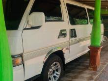 Nissan Caravan 2002 Van