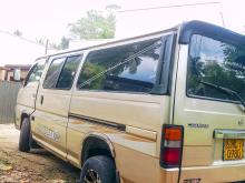 Nissan Caravan 1998 Van