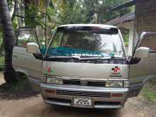 Nissan Caravan 1993 Van