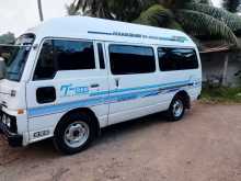 Nissan Caravan 1988 Van
