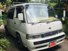 Nissan Caravan 1989 Van