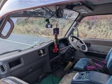 https://riyasewana.com/uploads/nissan-caravan-131229046186.jpg