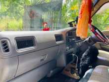https://riyasewana.com/uploads/nissan-caravan-13150428484.jpg