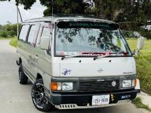 Nissan Caravan 1994 Van