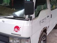 Nissan Caravan 1998 Van