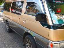 Nissan Caravan 1995 Van