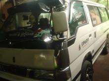 Nissan Caravan 1992 Van