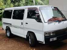 Nissan Caravan 1995 Van
