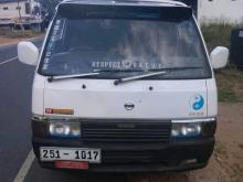 Nissan Caravan 1993 Van