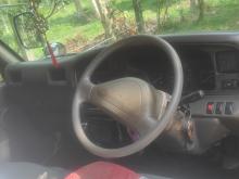 https://riyasewana.com/uploads/nissan-caravan-1516054017725.jpg