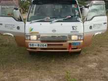 Nissan Caravan 1991 Van