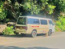 Nissan Caravan 1981 Van