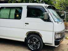 Nissan Caravan 1995 Van