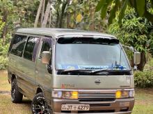 Nissan Caravan 2000 Van