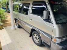 Nissan Caravan 1993 Van