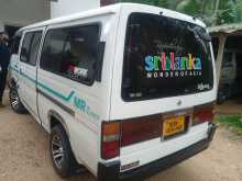 Nissan Caravan 1991 Van