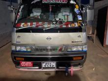 Nissan Caravan 1995 Van