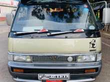 Nissan Caravan 1994 Van