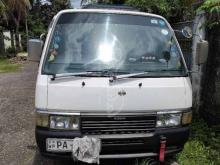 Nissan Caravan 2002 Van