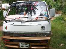Nissan Caravan 1993 Van