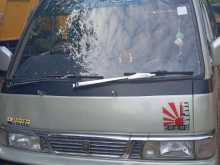 Nissan Caravan 1990 Van