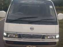 Nissan Caravan 1989 Van