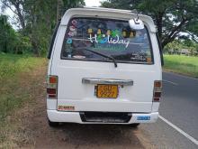 Nissan Caravan 1997 Van