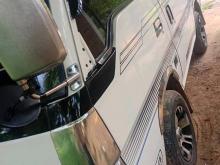 Nissan Caravan 1988 Van
