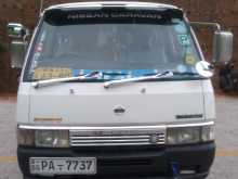 Nissan Caravan 2001 Van