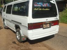 Nissan Caravan 1991 Van
