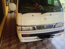 Nissan Caravan 1997 Van