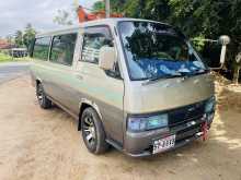Nissan Caravan 1990 Van