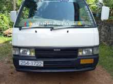 Nissan Caravan 1995 Van