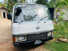 Nissan Caravan 1984 Van