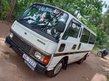 Nissan Caravan 1985 Van
