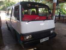 Nissan Caravan 1986 Van