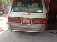 Nissan Caravan 1986 Van