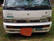 Nissan Caravan 1988 Van