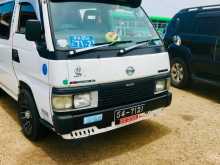 Nissan Caravan 1989 Van