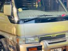Nissan Caravan 1989 Van