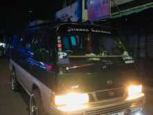 Nissan Caravan 1990 Van