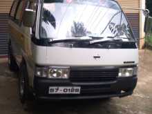 Nissan Caravan 1990 Van