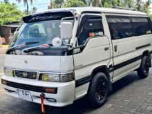 Nissan Caravan 1990 Van