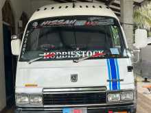 Nissan Caravan 1990 Van