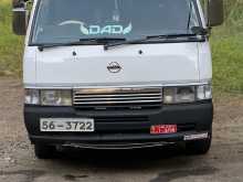 Nissan Caravan 1990 Van