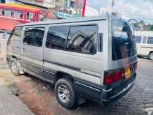 Nissan Caravan 1991 Van