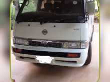 Nissan Caravan 1991 Van