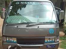 Nissan Caravan 1991 Van