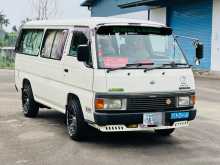 Nissan Caravan 1991 Van